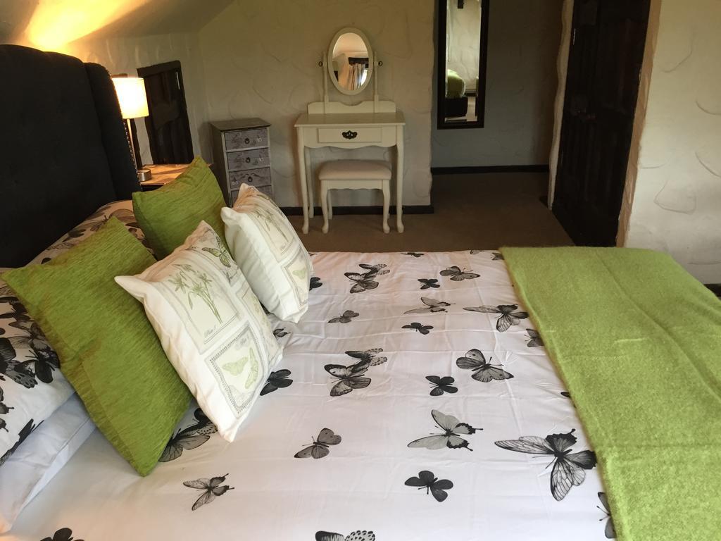 Old Church House Inn Newton Abbot Quarto foto